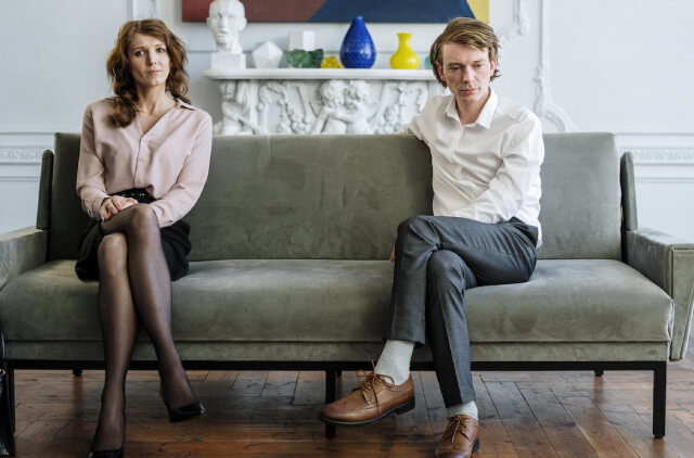 Jedną z przyczyn przerwy w związku jest niedostateczna komunikacja.