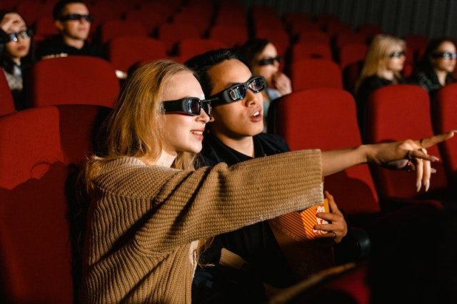 Czy randka w kinie to dobry pomysł?